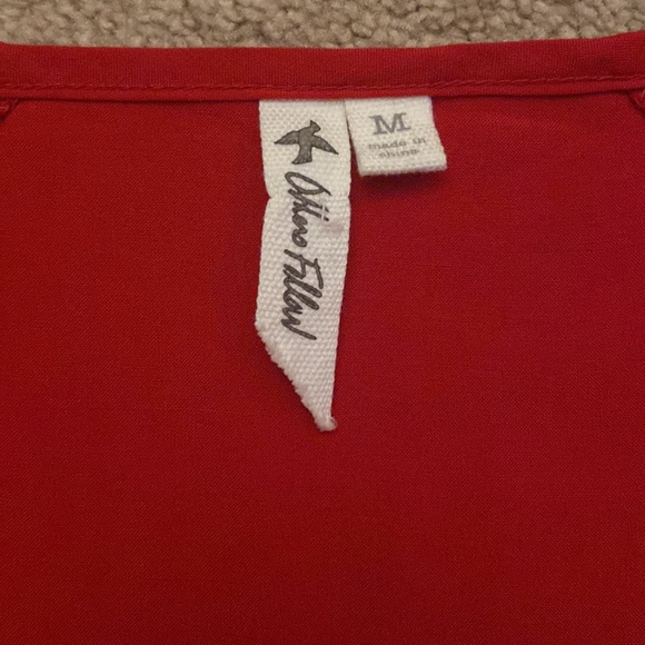 Other Follow Top - Picture 5 of 6